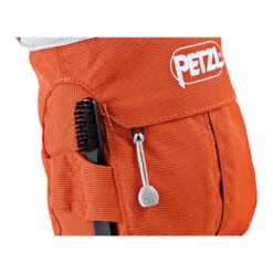 Petzl SAKAPOCHE Chalk Bag -Sports Camping Shop S040AA SAKAPOCHE brush pocket copy 73073.1646346388